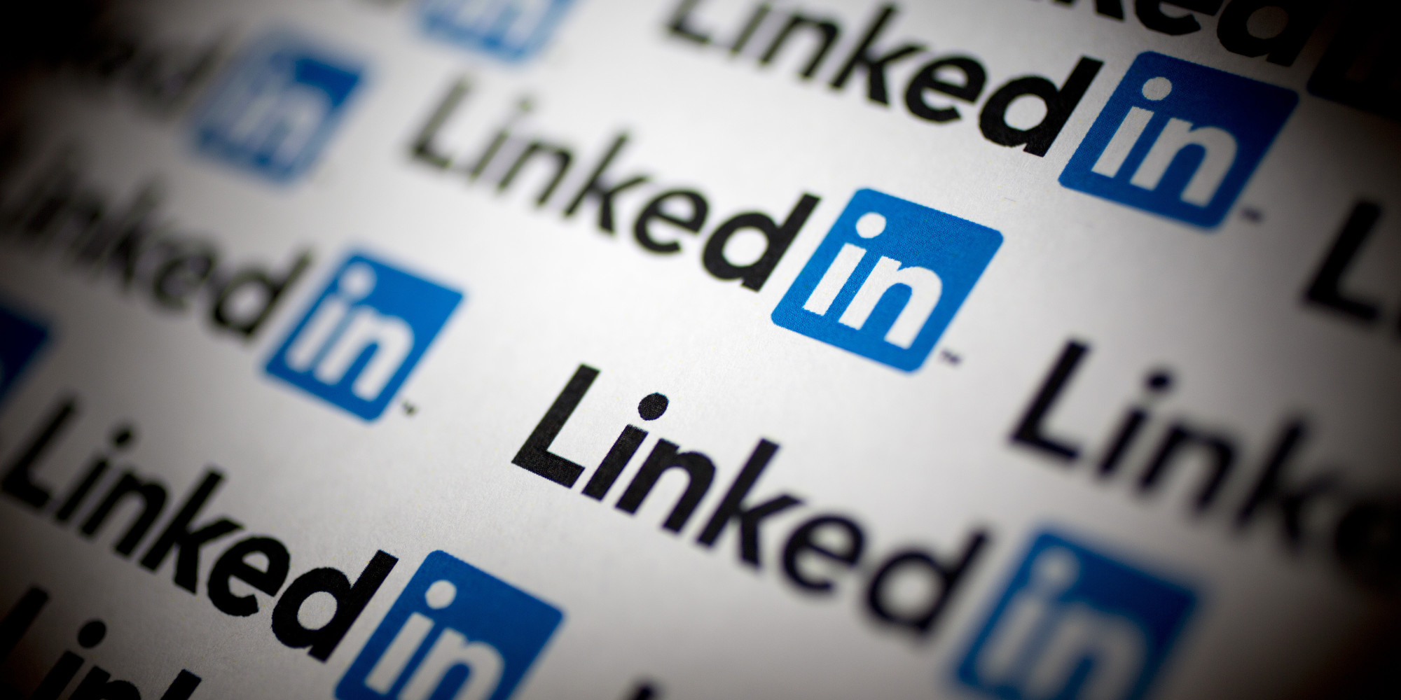 Linkedin bloccato in Russia, eliminate anche le app su iOS e Android