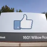 Facebook, bacheca divisa per categorie