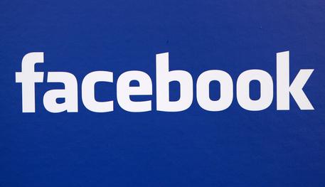 Facebook, senato Usa chiede spiegazioni